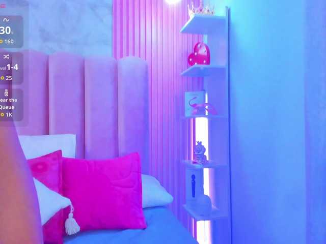 ArianaRougee live cam on BongaCams