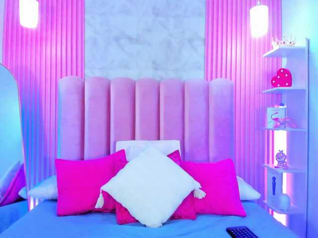 ArianaRougee live cam on BongaCams