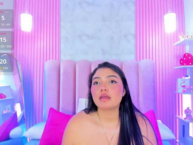 ArianaRougee live cam on BongaCams