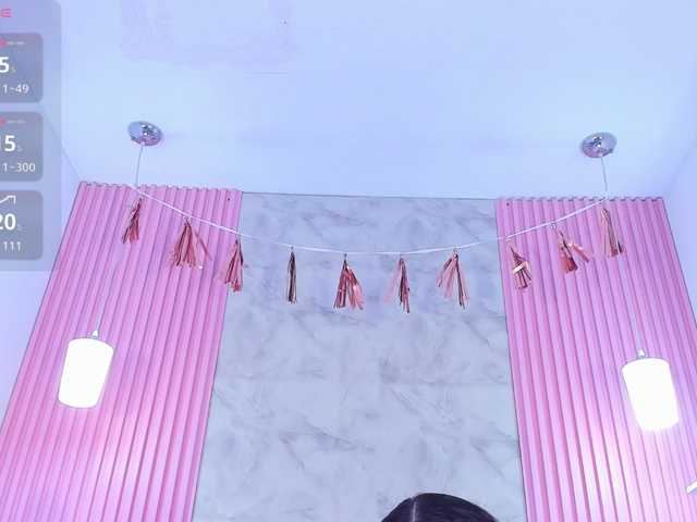 ArianaRougee live cam on BongaCams