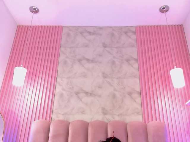 ArianaRougee live cam on BongaCams