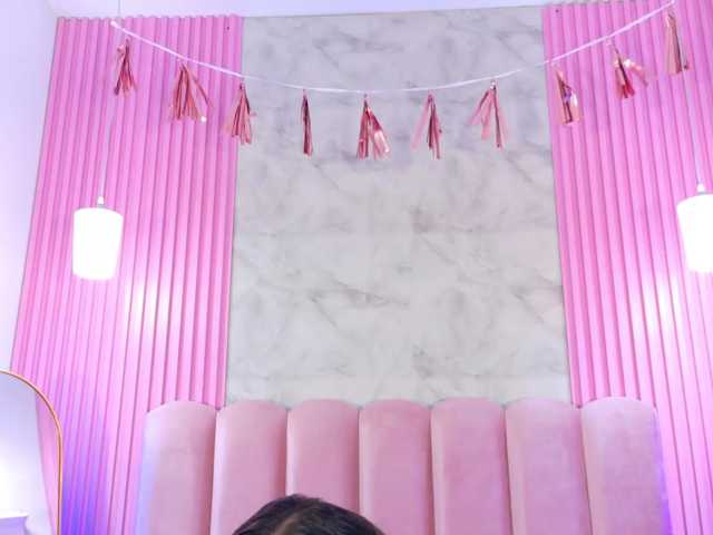 ArianaRougee live cam on BongaCams