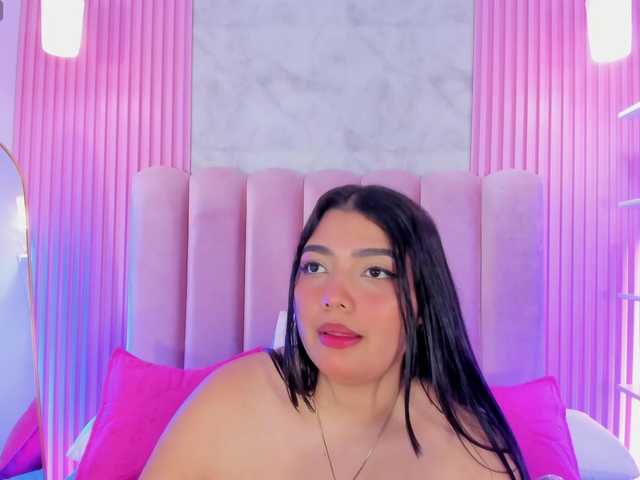 ArianaRougee live cam on BongaCams
