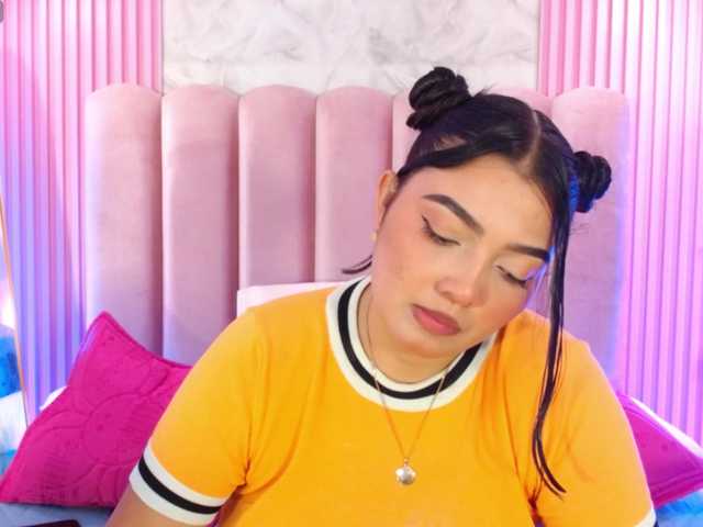 ArianaRougee live cam on BongaCams