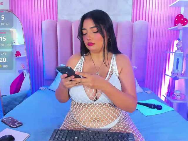 ArianaRougee live cam on BongaCams