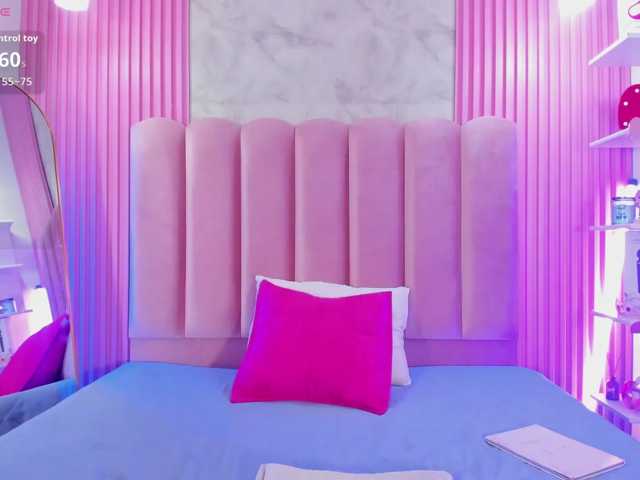 ArianaRougee live cam on BongaCams