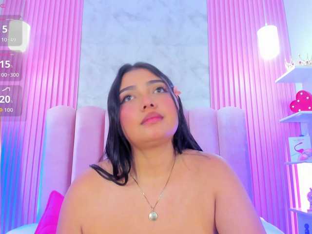ArianaRougee live cam on BongaCams