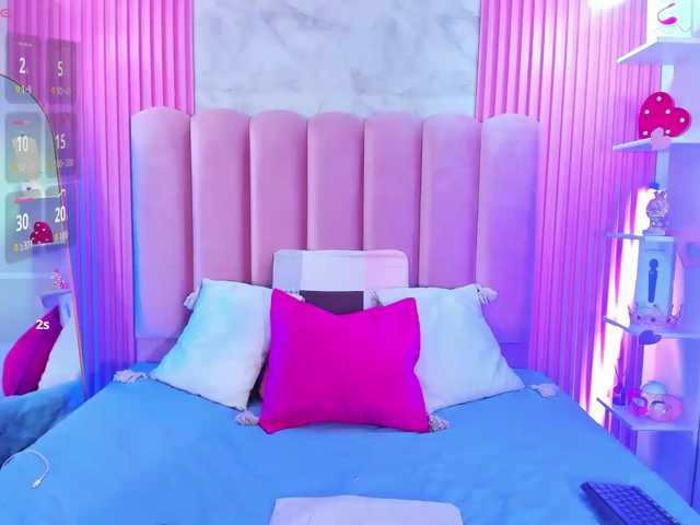 ArianaRougee live cam on BongaCams