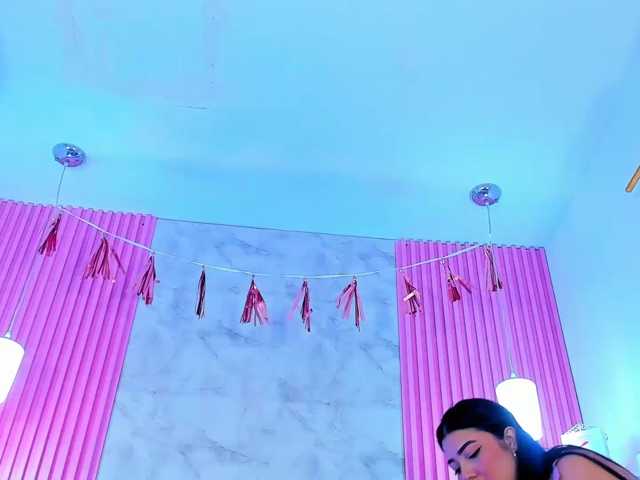 ArianaRougee live cam on BongaCams