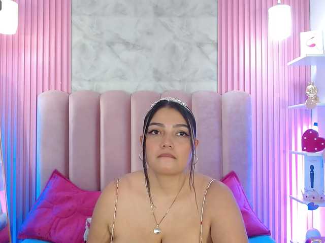 ArianaRougee live cam on BongaCams