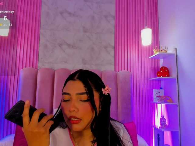 ArianaRougee live cam on BongaCams