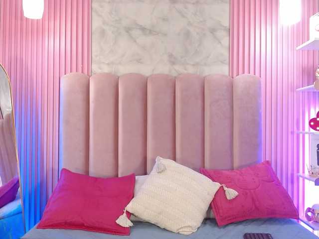 ArianaRougee live cam on BongaCams
