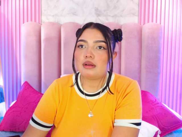 ArianaRougee live cam on BongaCams