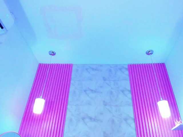 ArianaRougee live webcam show