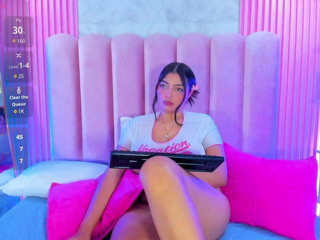 ArianaRougee live cam on BongaCams