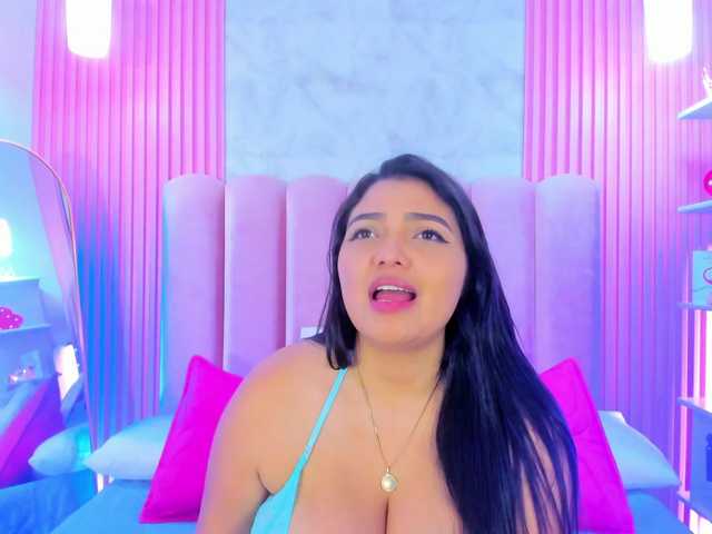 ArianaRougee live cam on BongaCams