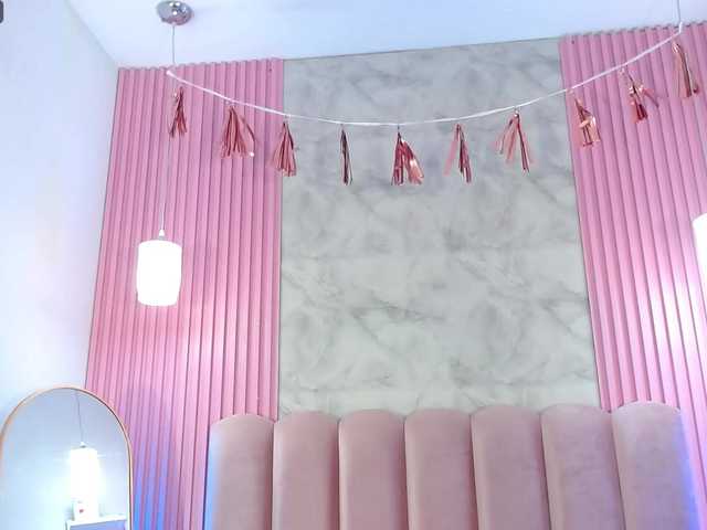 ArianaRougee live cam on BongaCams