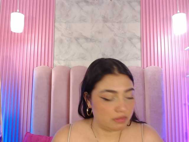 ArianaRougee live cam on BongaCams