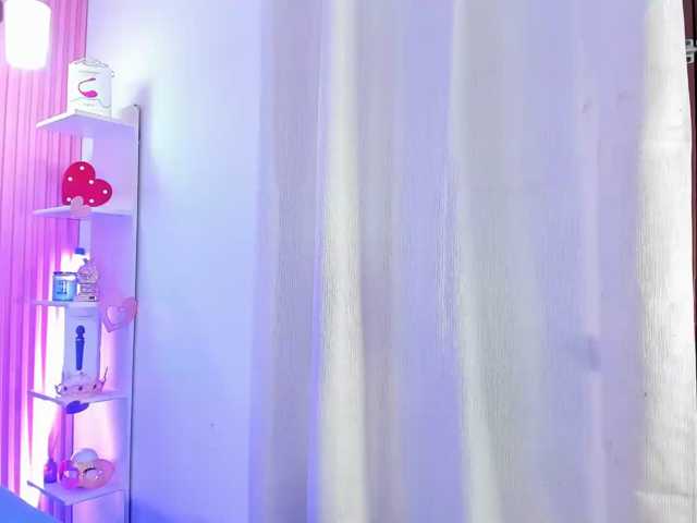 ArianaRougee live cam on BongaCams