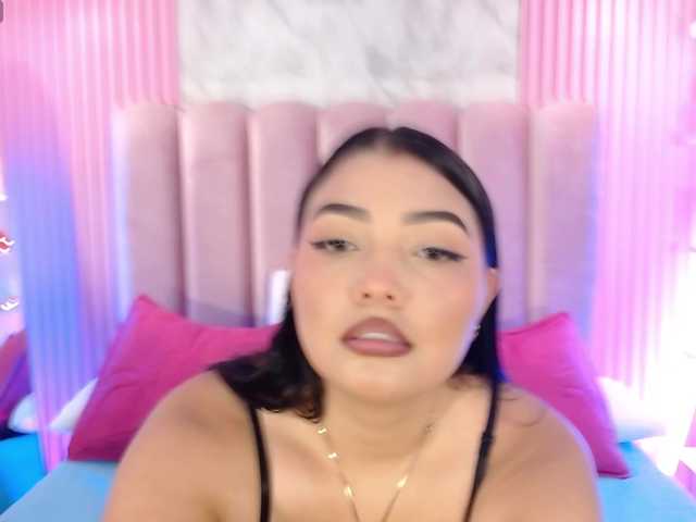 ArianaRougee live cam on BongaCams