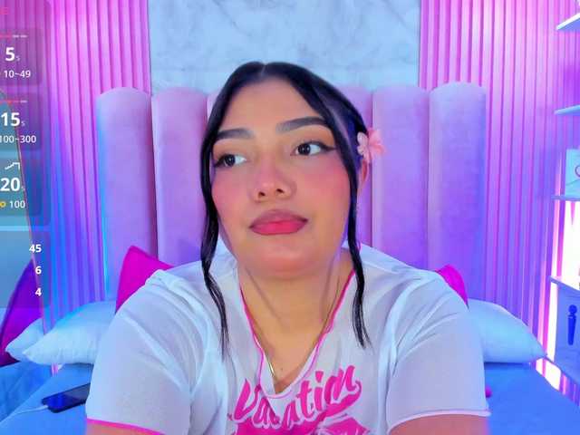 ArianaRougee live cam on BongaCams