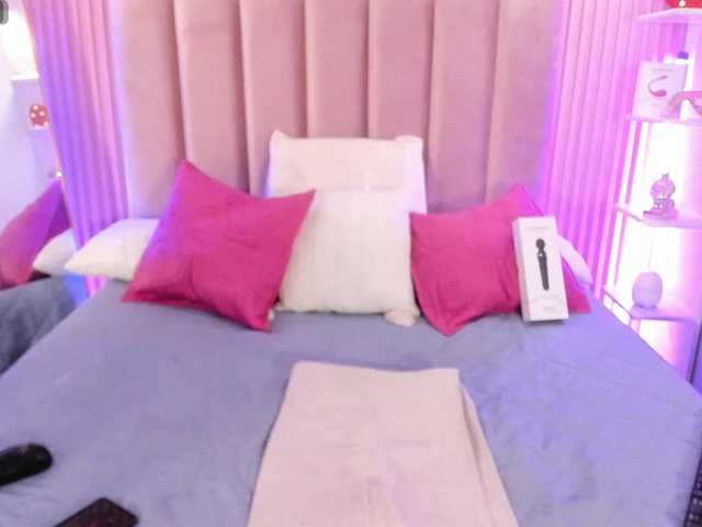 ArianaRougee live cam on BongaCams