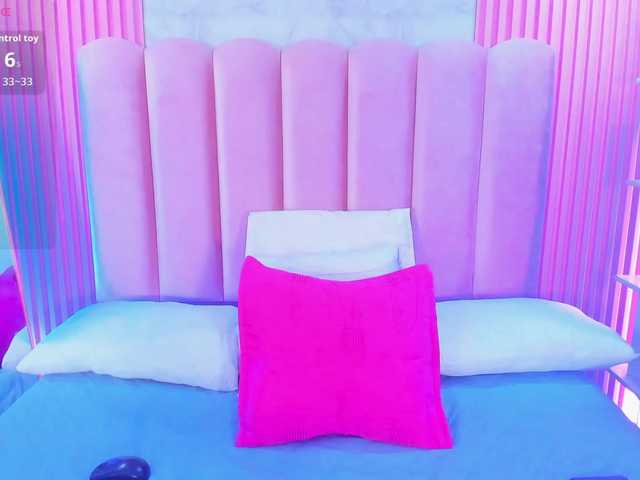 ArianaRougee live cam on BongaCams