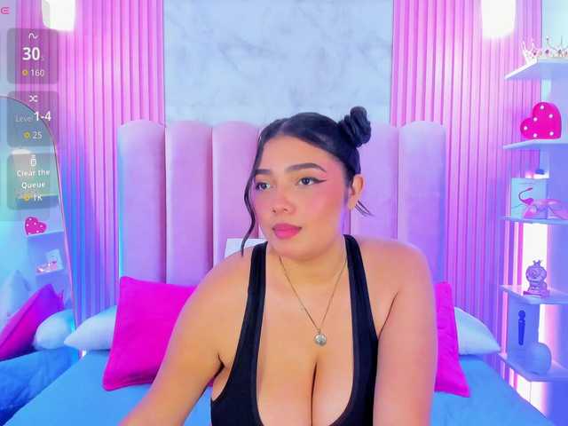 ArianaRougee live cam on BongaCams