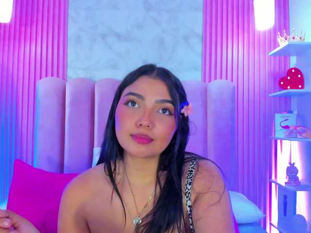ArianaRougee live cam on BongaCams