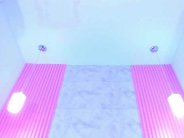 ArianaRougee live cam on BongaCams
