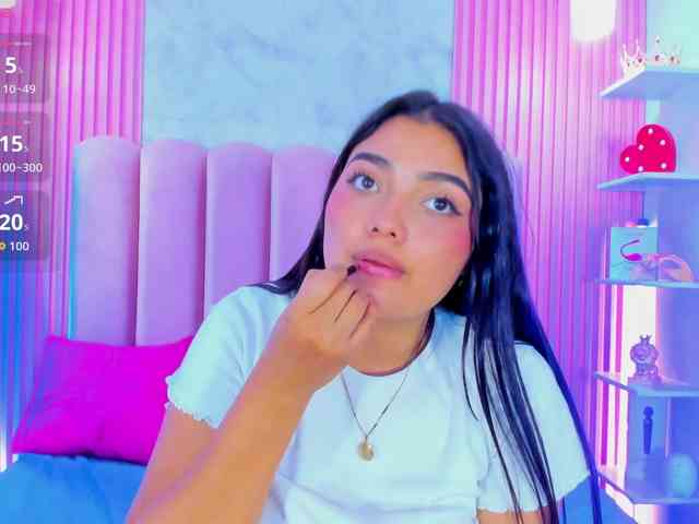 ArianaRougee ArianaRougee