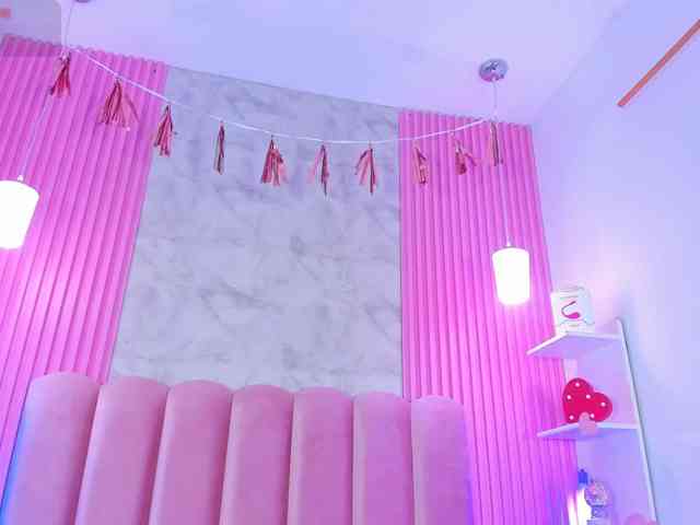 ArianaRougee