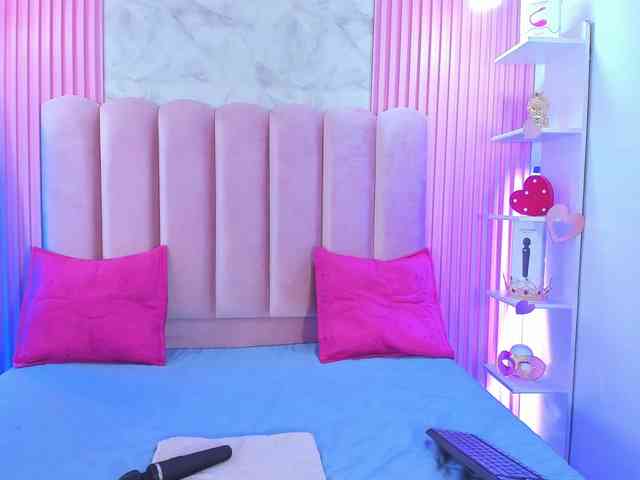 ArianaRougee