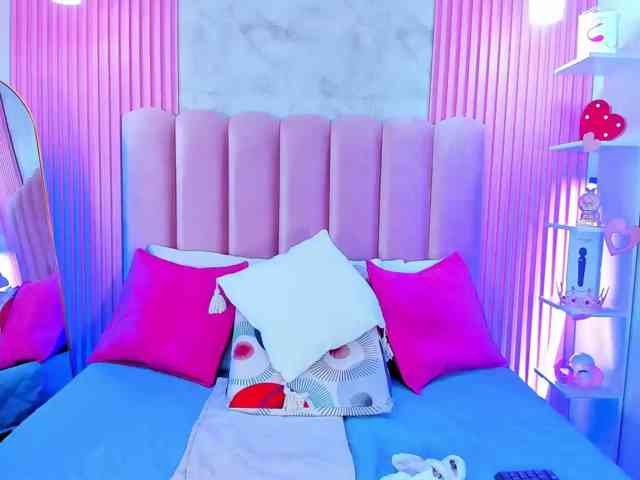 ArianaRougee