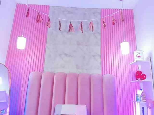 ArianaRougee
