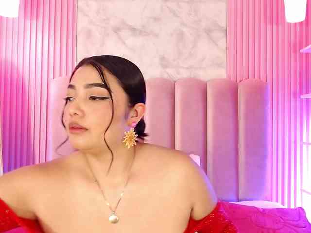 ArianaRougee ArianaRougee