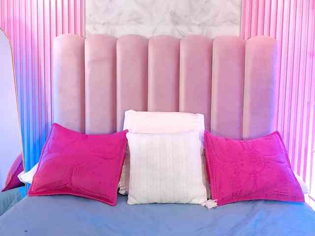 ArianaRougee ArianaRougee