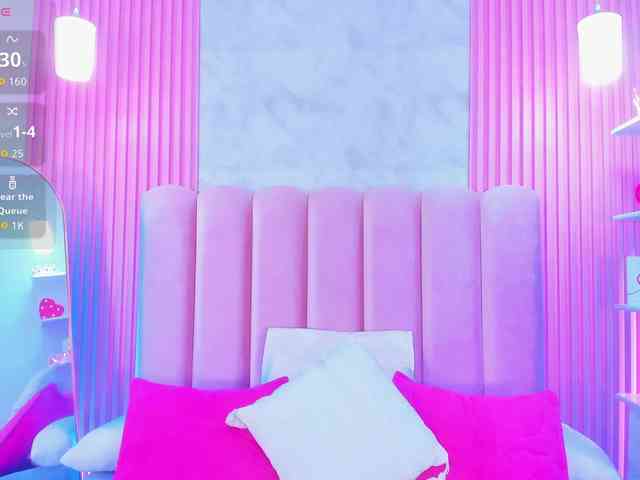 ArianaRougee ArianaRougee