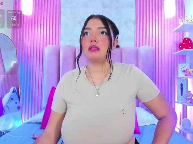 ArianaRougee ArianaRougee
