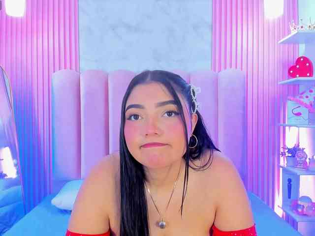 ArianaRougee Live Webcam on BongaCams