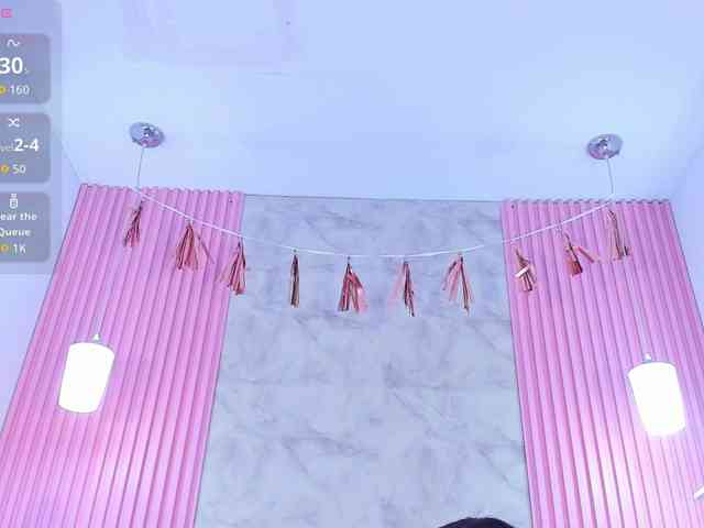 ArianaRougee ArianaRougee