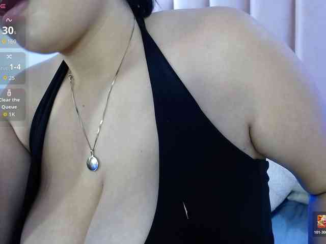 ArianaRougee webcam