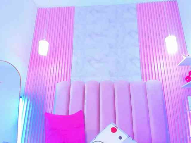 ArianaRougee