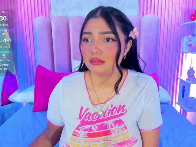 ArianaRougee webcam