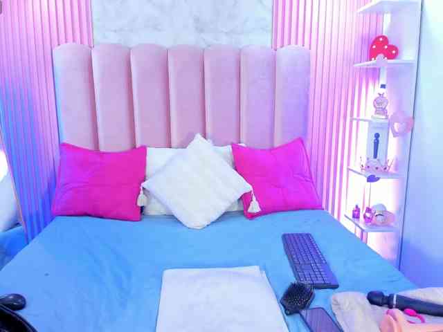 ArianaRougee