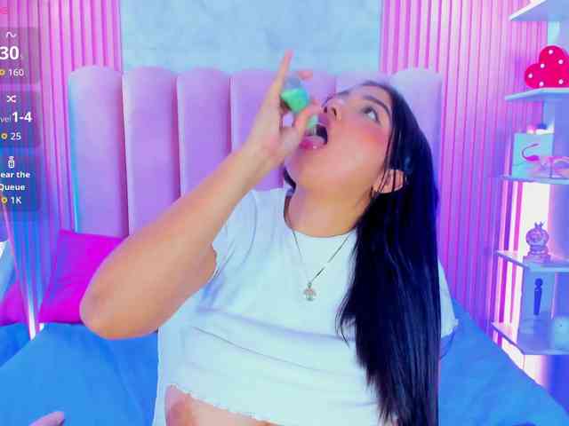 ArianaRougee webcam