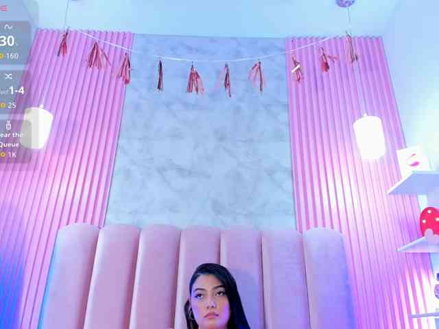 ArianaRougee ArianaRougee