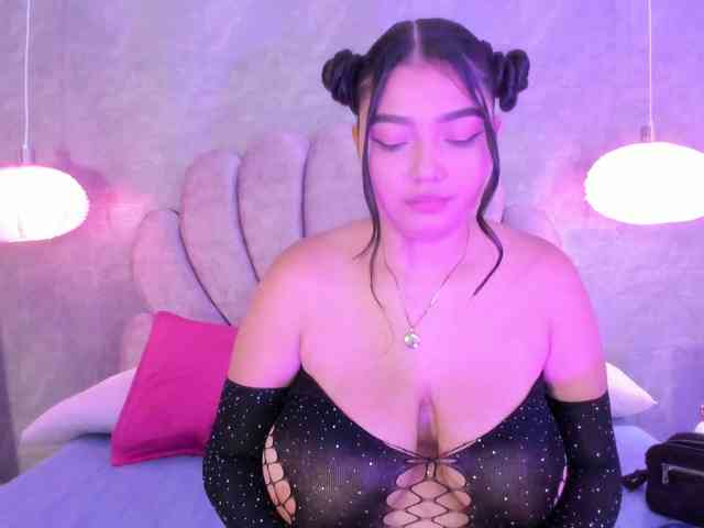 ArianaRougee ArianaRougee