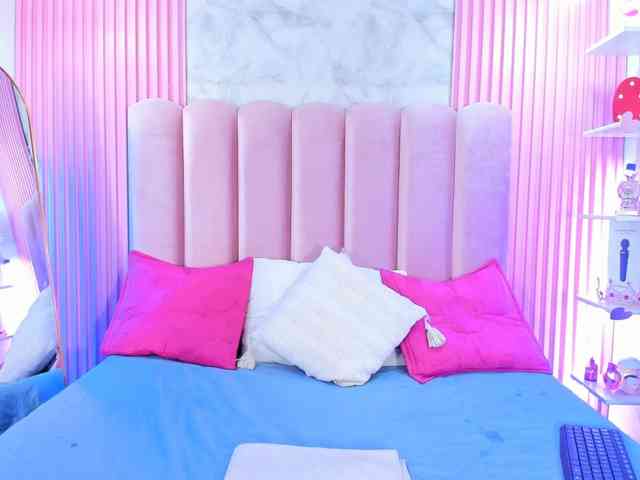ArianaRougee