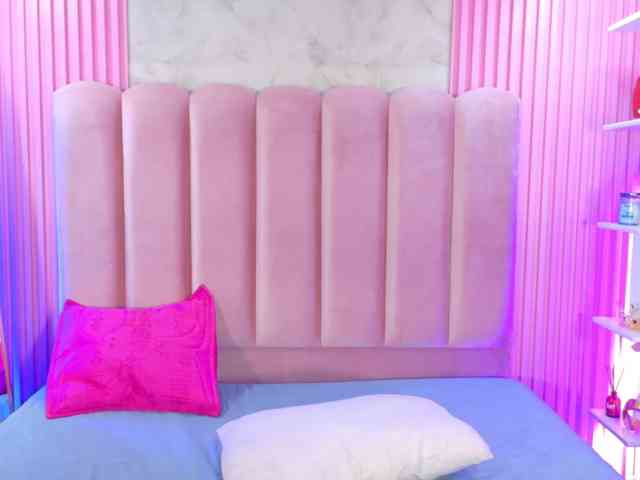 ArianaRougee